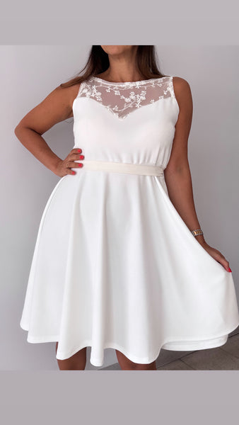 Vestido Perla novia con puntilla bordada nvs