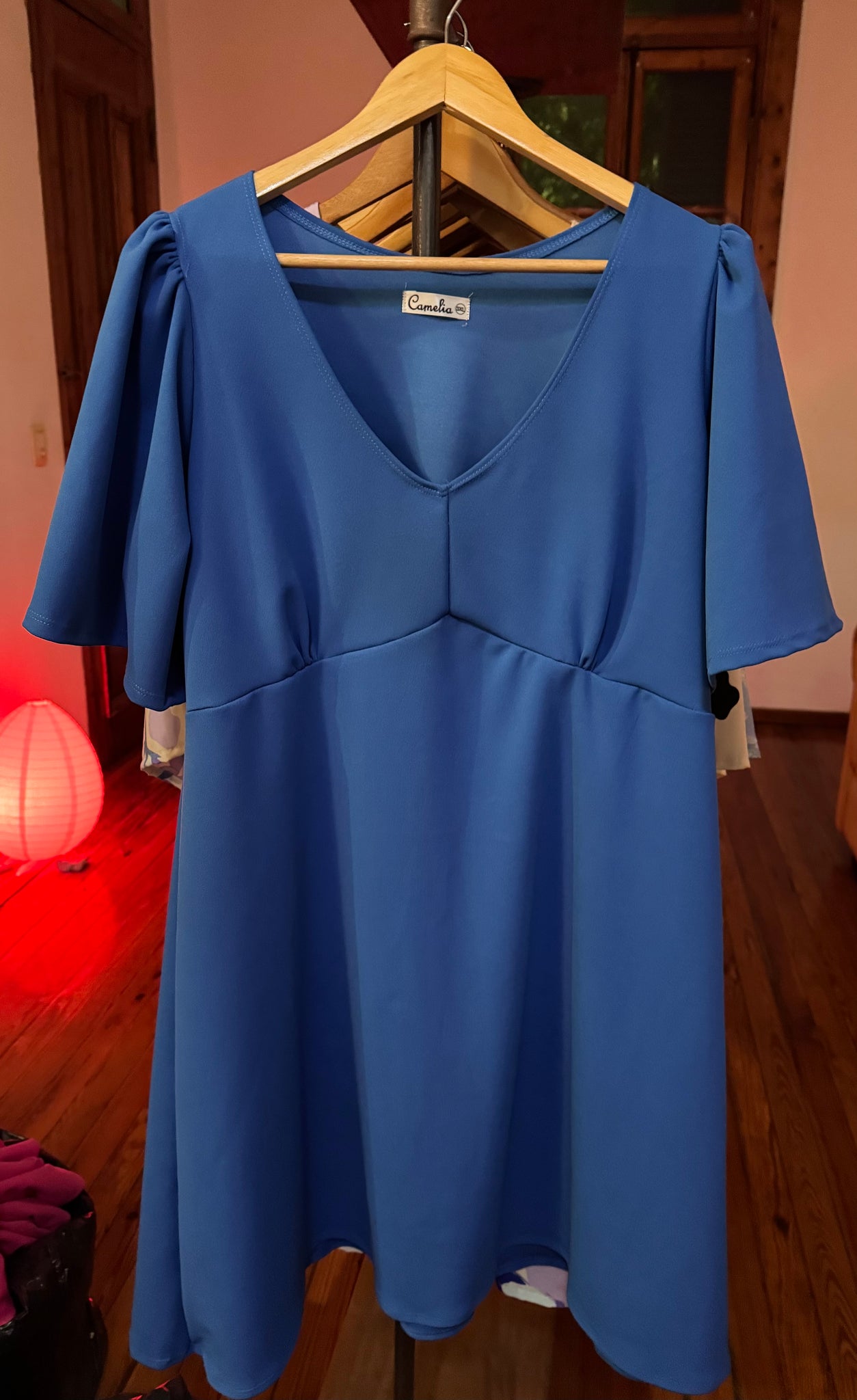 Vestido Lucrezia turquesa evase manga amplia escote V